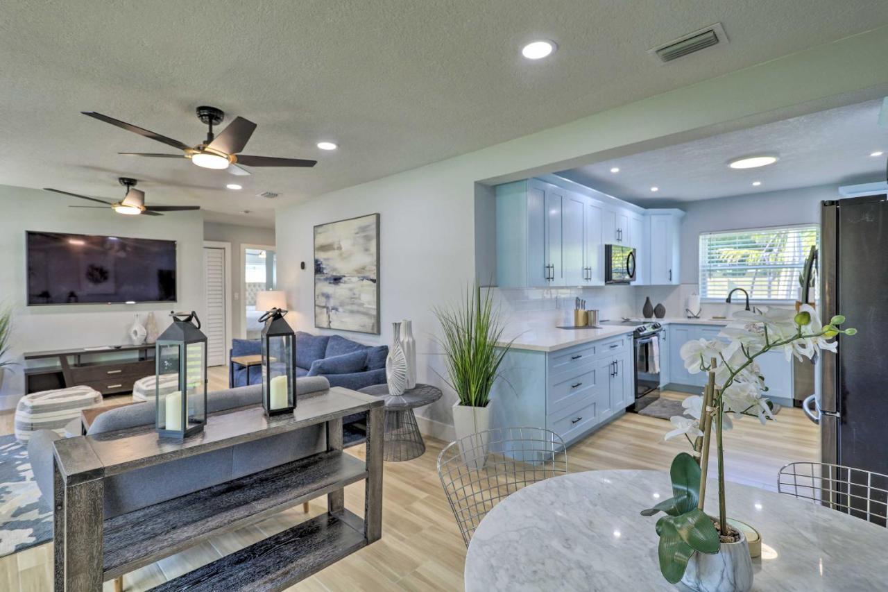 Beach House With Outdoor Kitchen, Walk To Coast Cocoa Beach Eksteriør billede